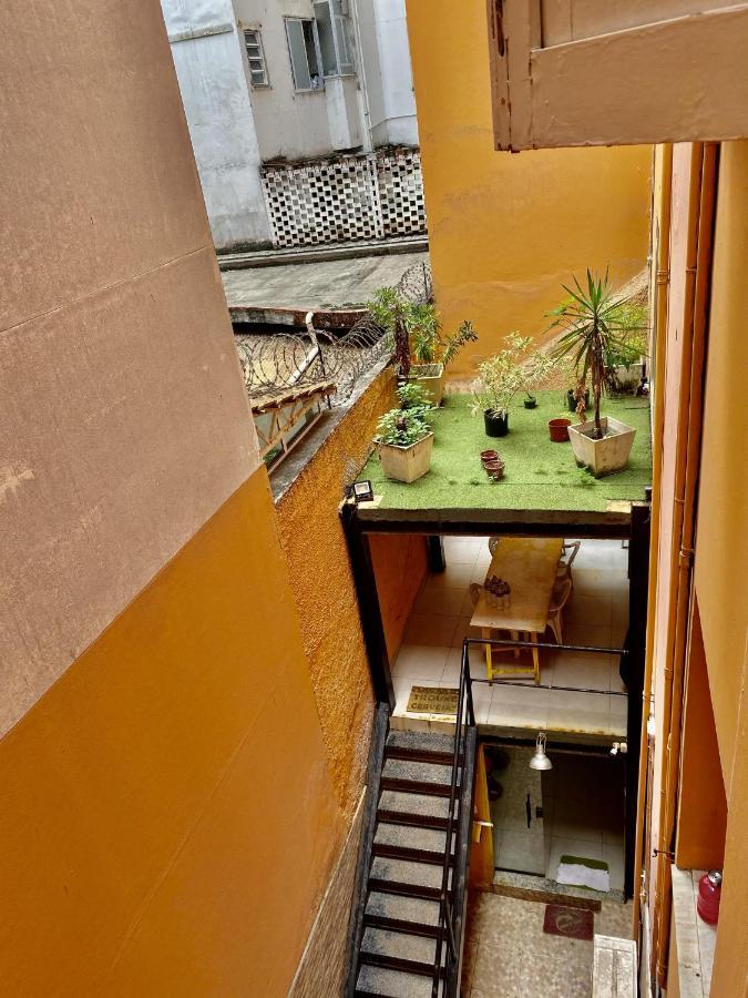Rio Guesthouse - Um Quarteirao Da Praia De Copacabana Rio de Janeiro Extérieur photo