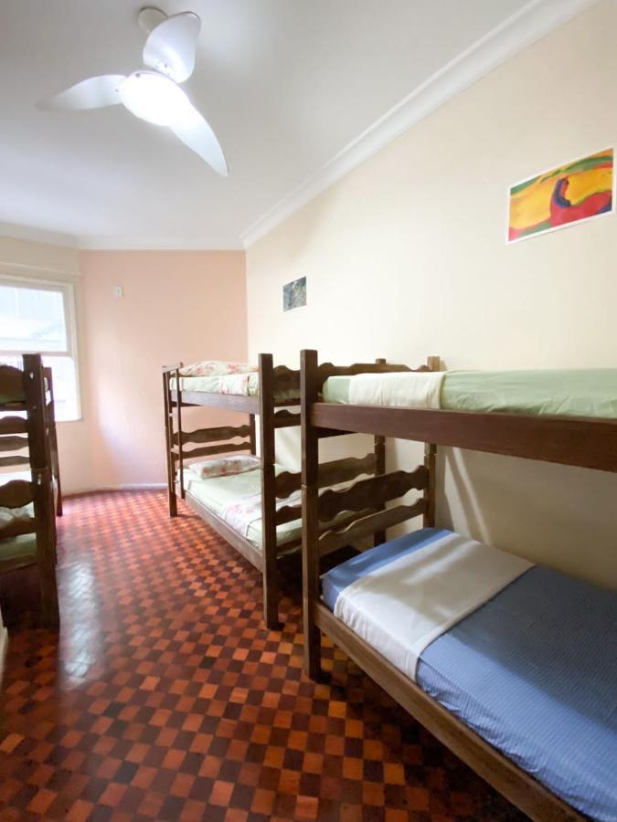 Rio Guesthouse - Um Quarteirao Da Praia De Copacabana Rio de Janeiro Extérieur photo