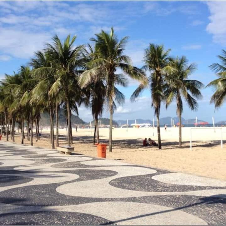 Rio Guesthouse - Um Quarteirao Da Praia De Copacabana Rio de Janeiro Extérieur photo